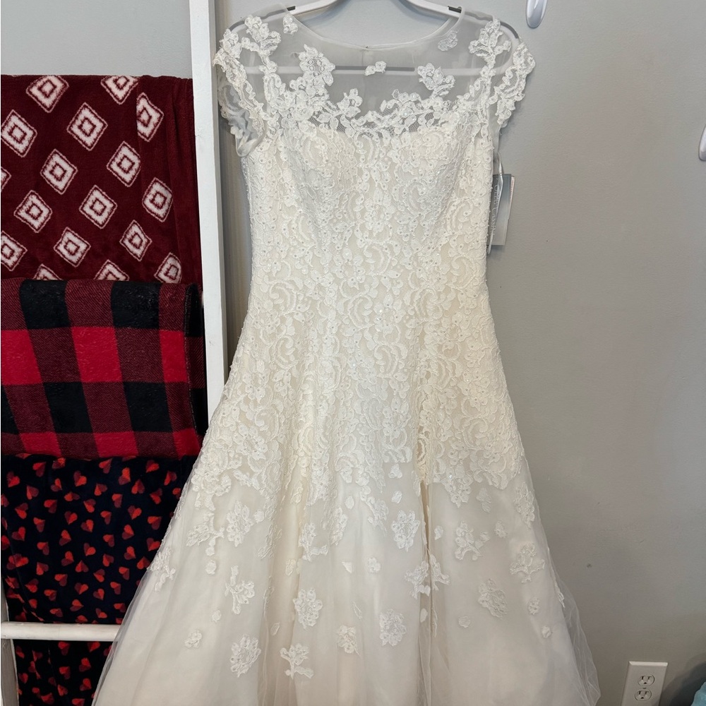 Oleg Cassini Ivory Lace Bridal Gown